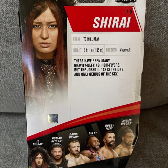 IO SKY - WWE - Elite Collection Action Figure - Picture 2 of 4